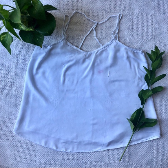 No Boundaries Tops - Classic White Flowy Tank with Cute Strap Design